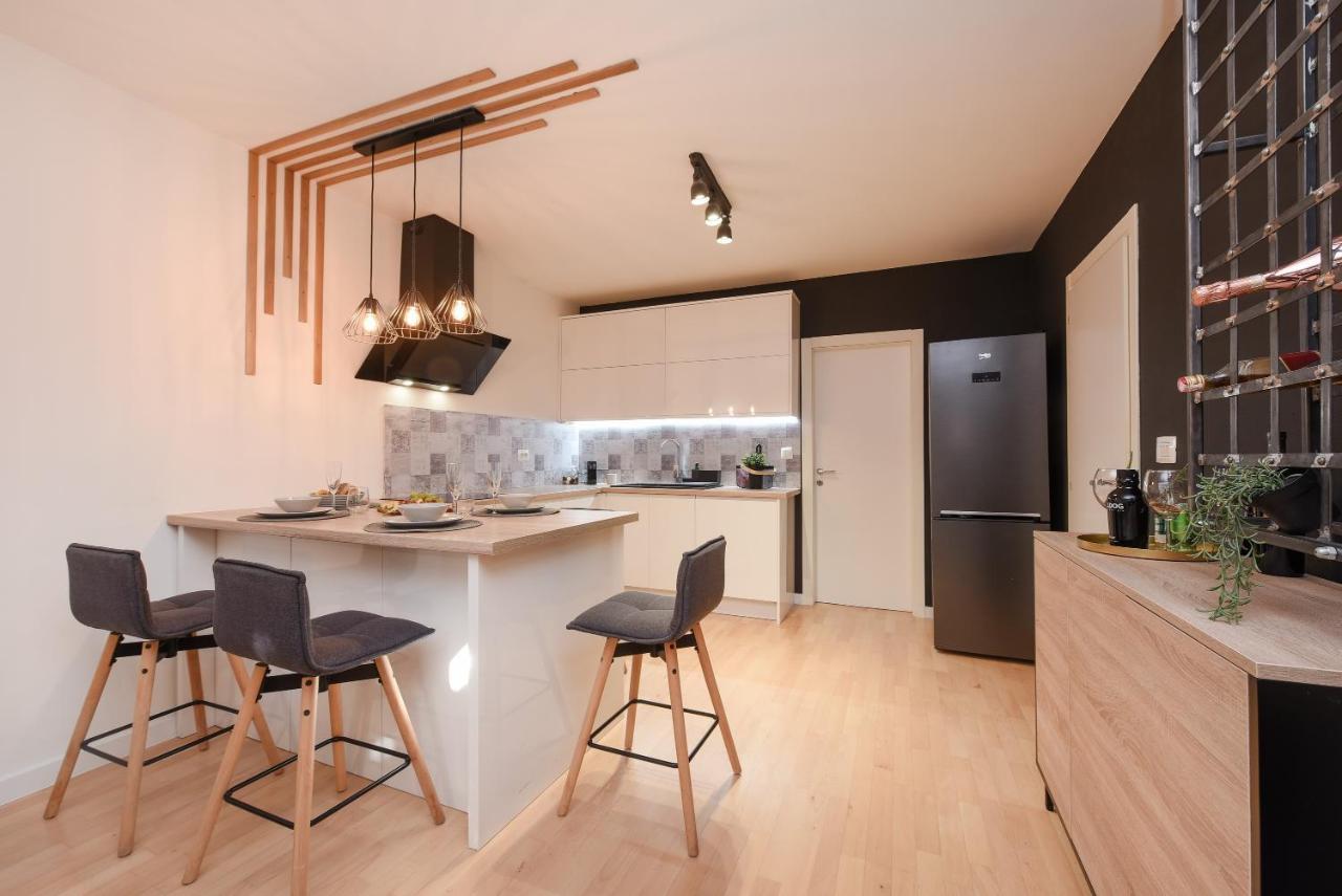 L&R Luxury Apartment- Free Parking Задар Екстериор снимка